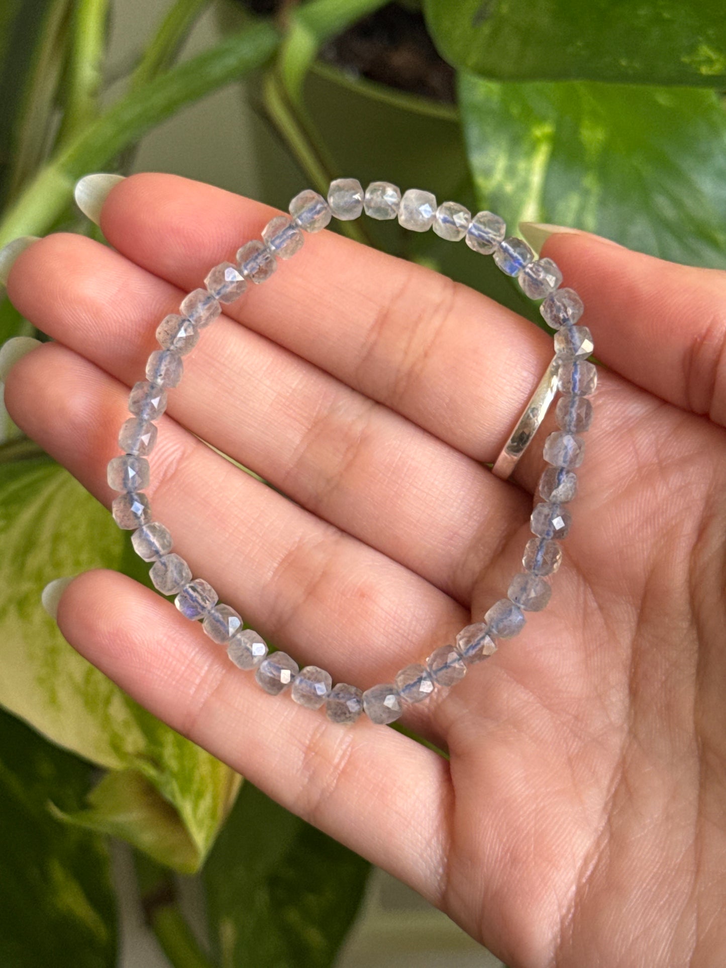 Labradorite Dainty Faceted Bracelet