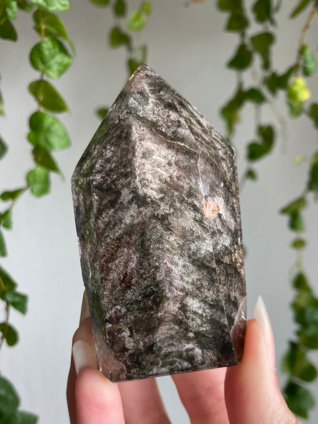 Detailed Garden Quartz Tower