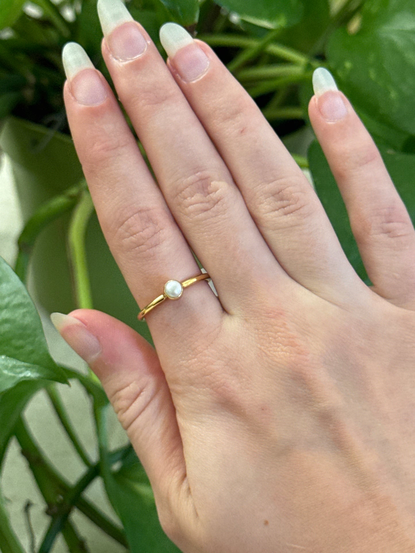 Circle Pearl 18k Gold Ring