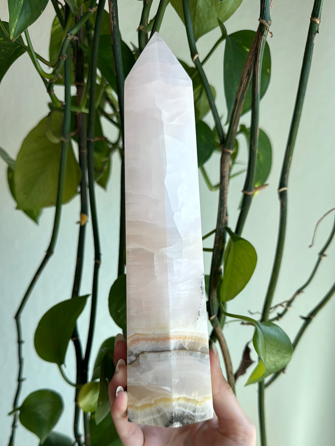 XL UV Reactive Pink Mangano Calcite Tower