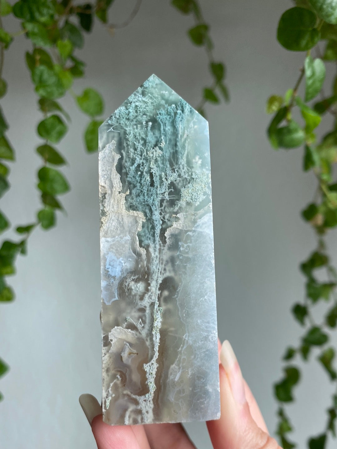 Druzy Cave Moss Agate Tower