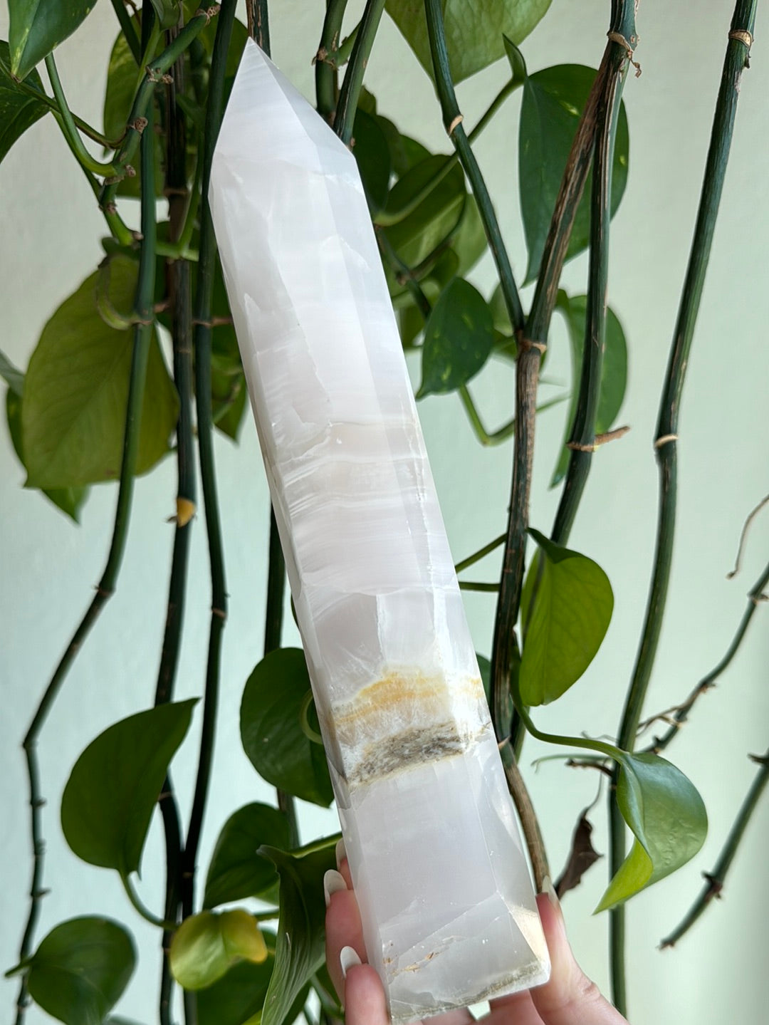 XL UV Reactive Pink Mangano Calcite Tower