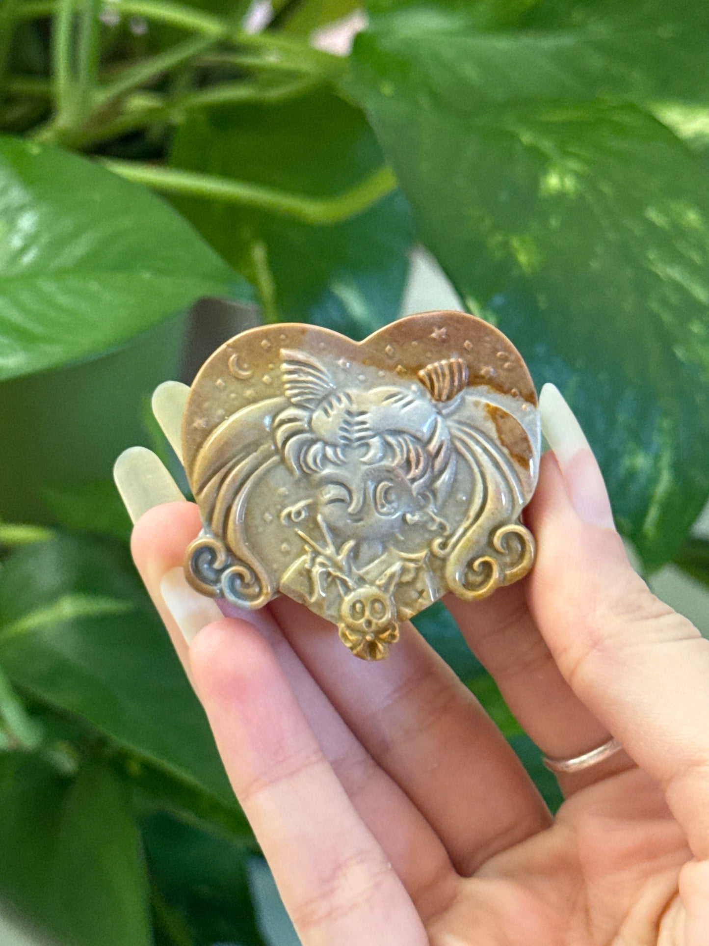 Chibi Moon Detailed Jasper Carving