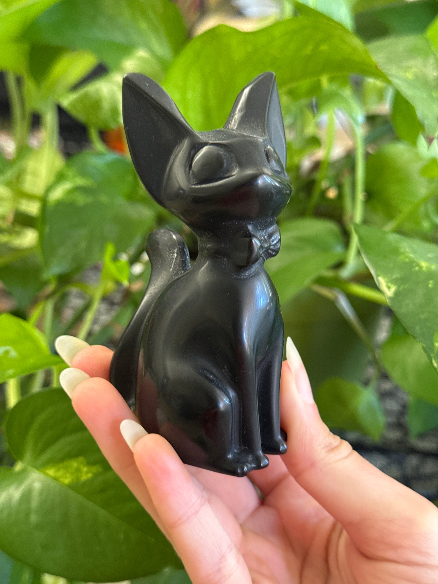 Obsidian Jiji Carving