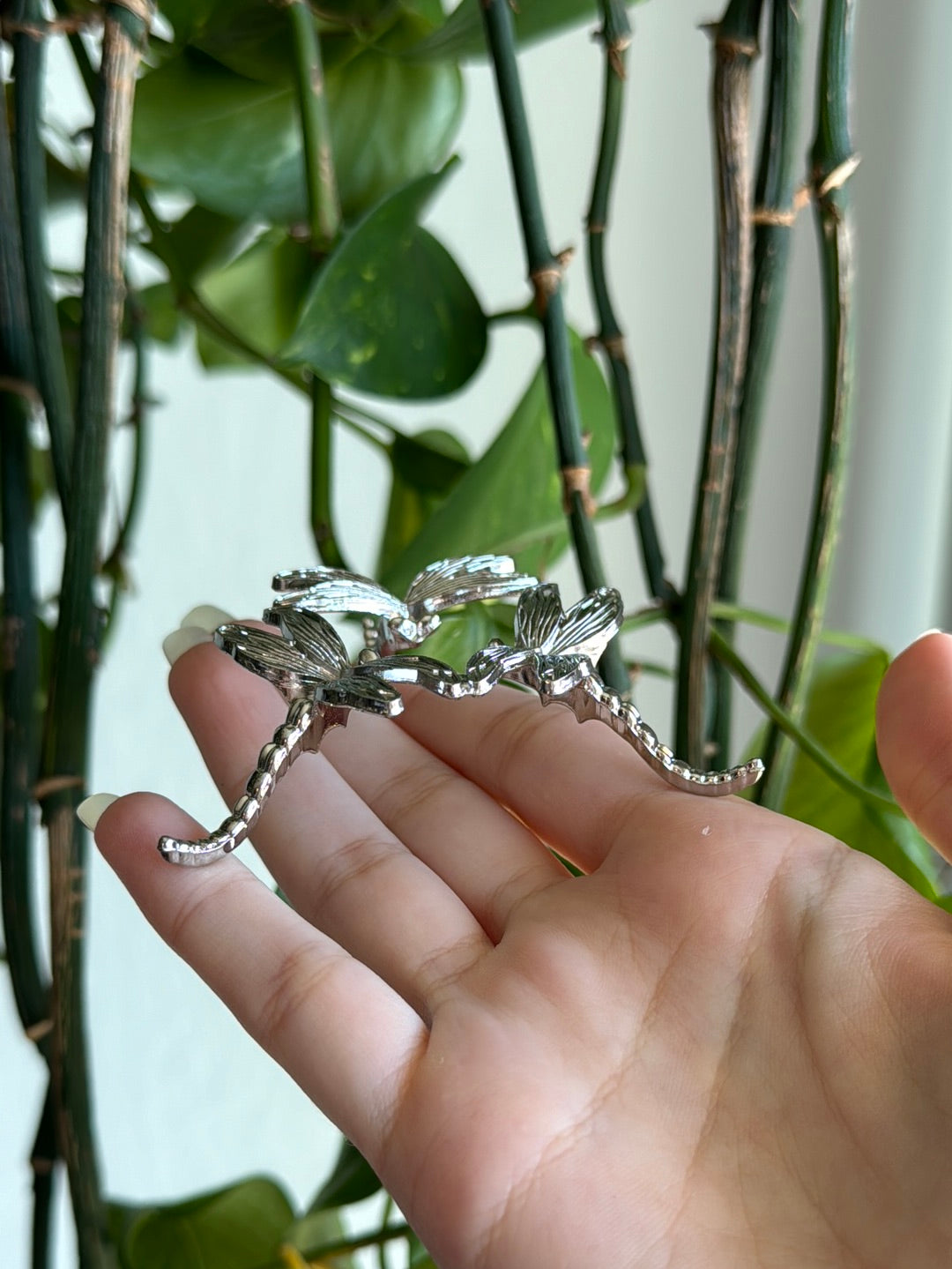 Dragonfly Silver Sphere Stand