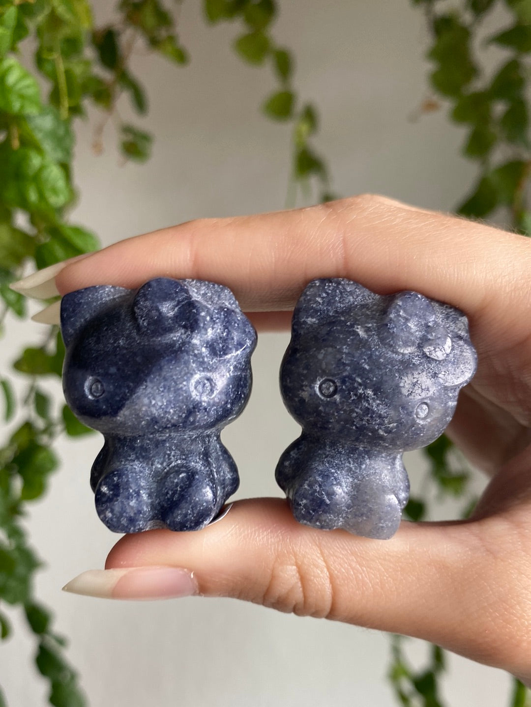 Sodalite Hello Kitty