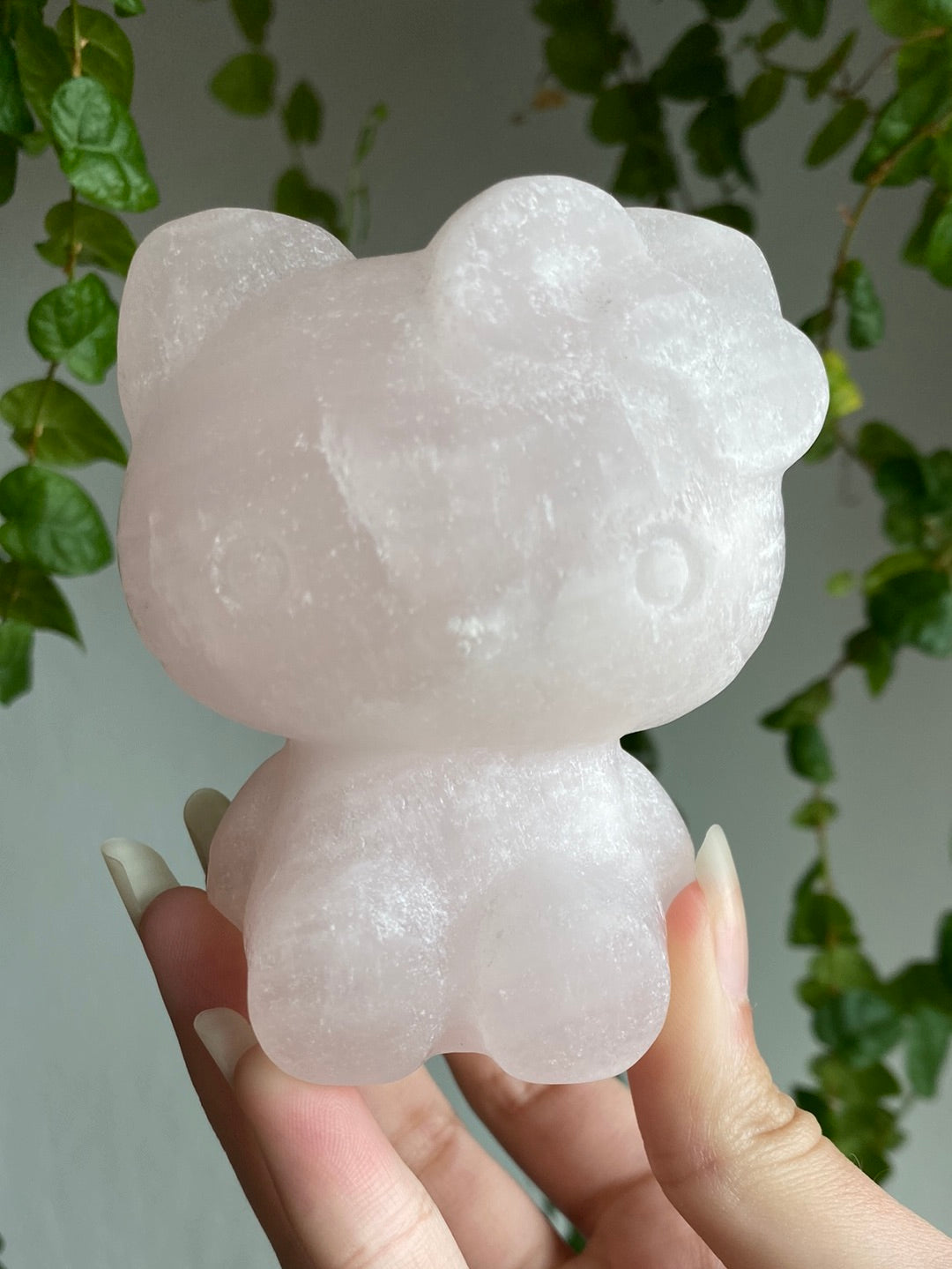 XL Pink Calcite Hello Kitty