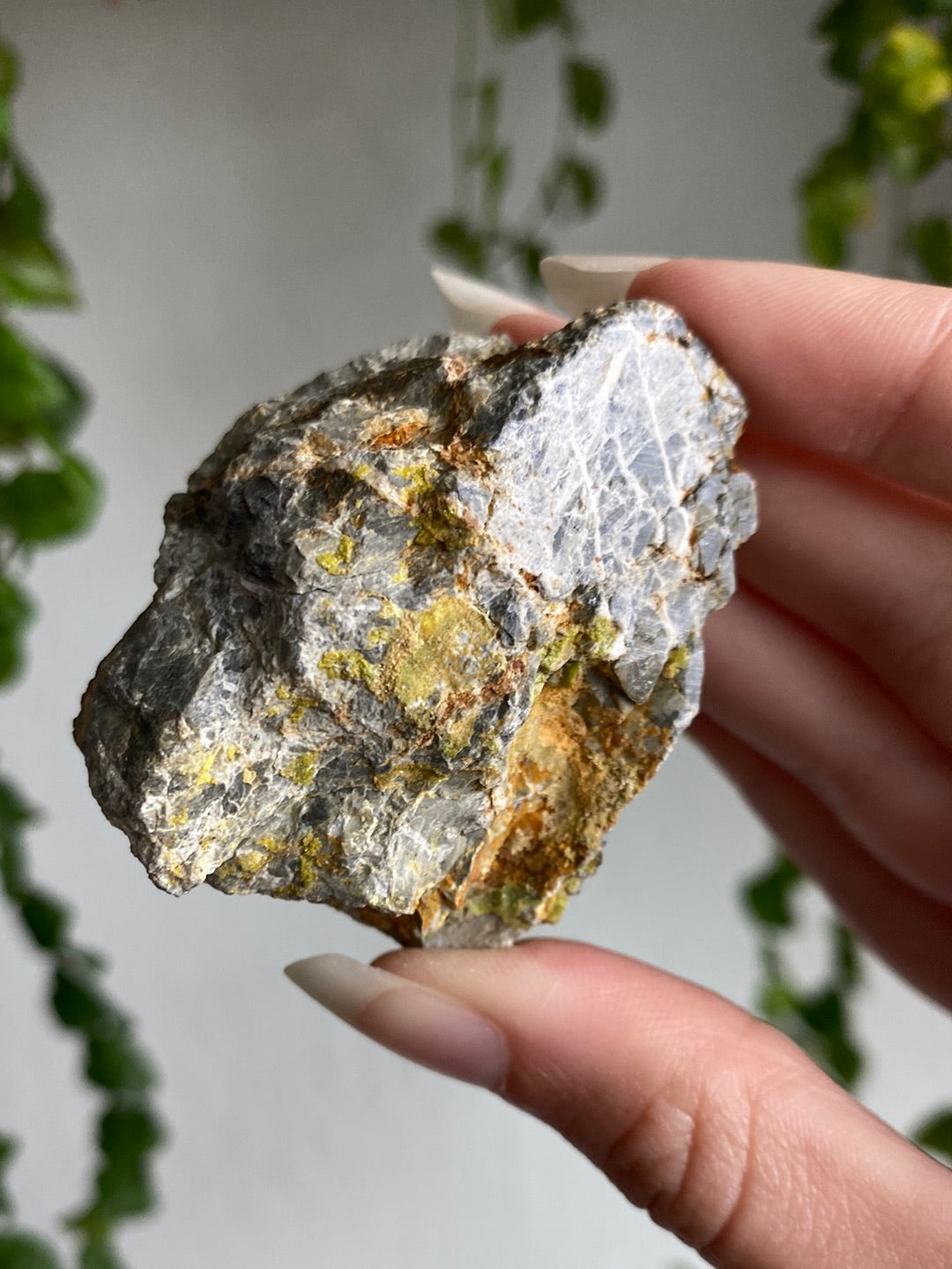 Epidot Raw Specimen