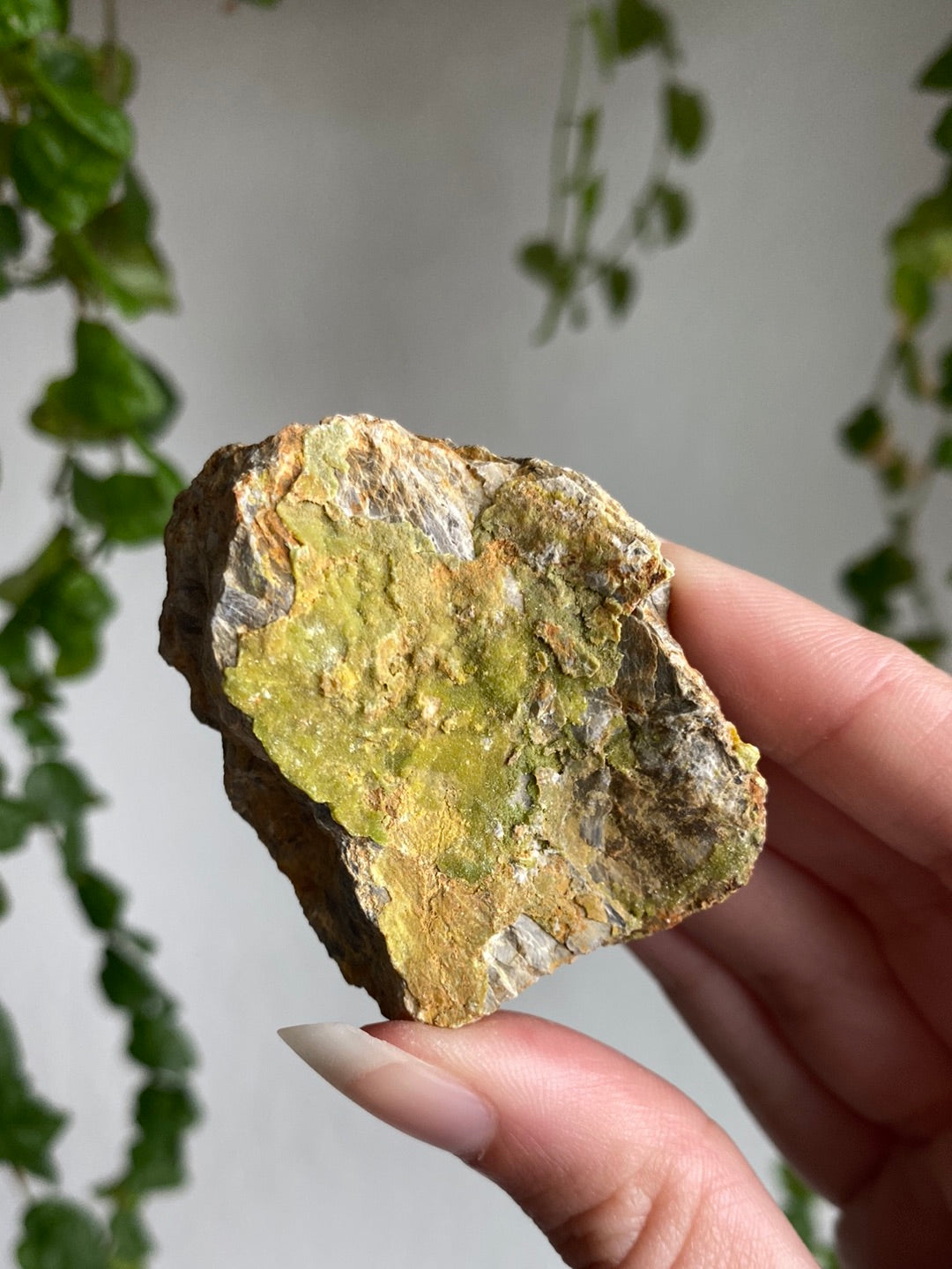 Epidot Raw Specimen