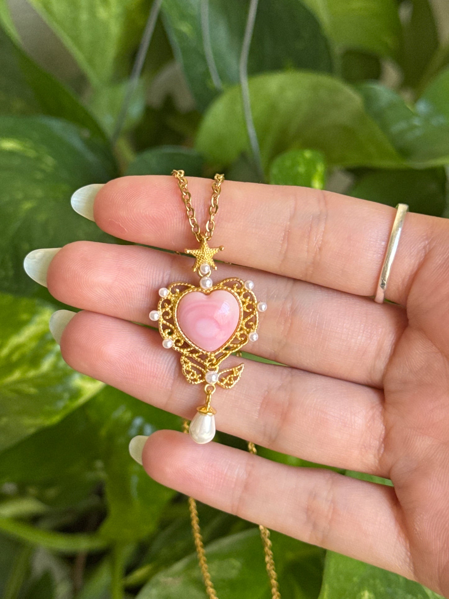 Queen Conch Shell & Pearl 925 Gold Vermeil Heart Necklace