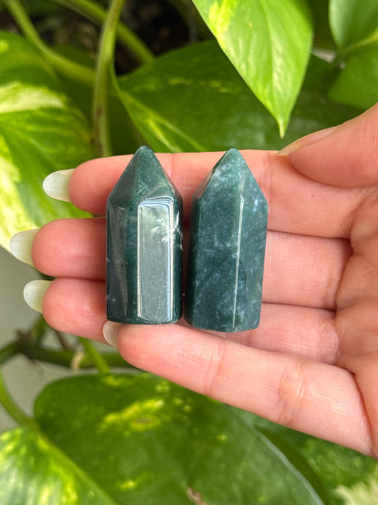 Moody Moss Agate Mini Tower