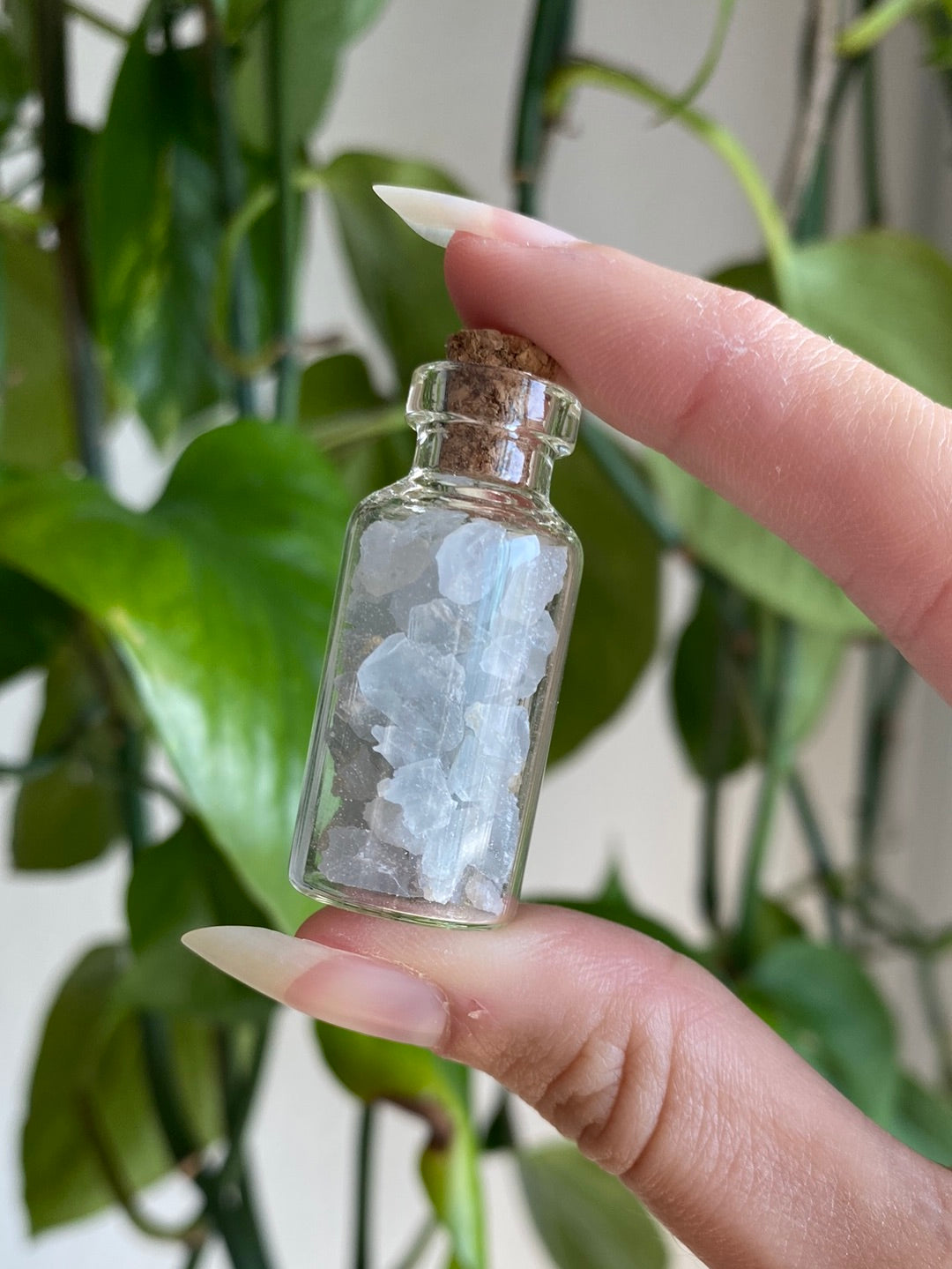 Celestite Chip Bottle