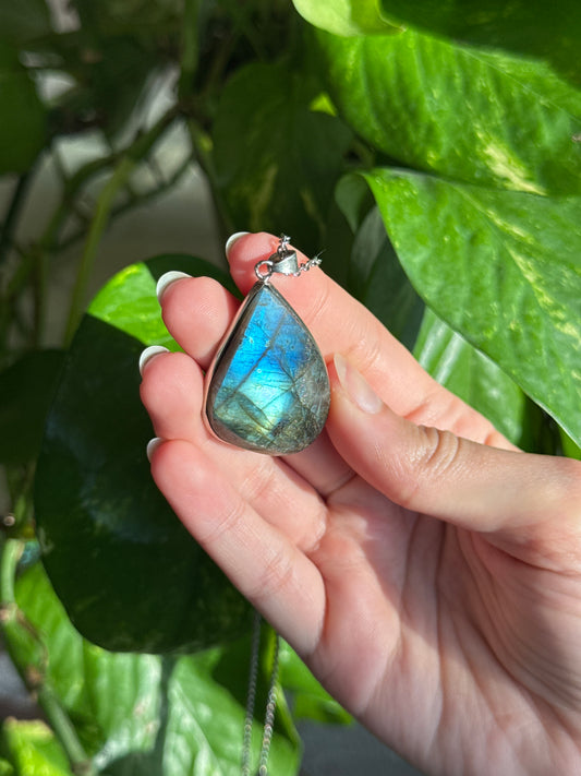 Statement Labradorite Necklace B