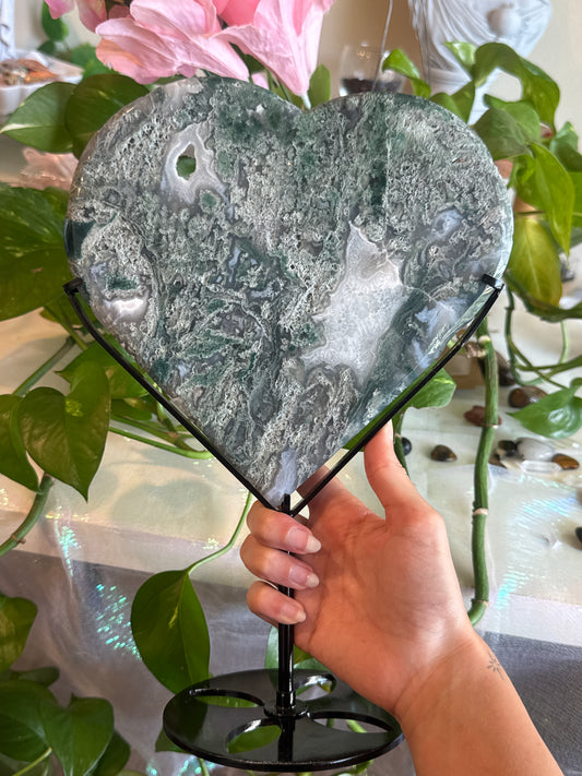 XL Druzy Moss Agate Standing Heart Statement Piece