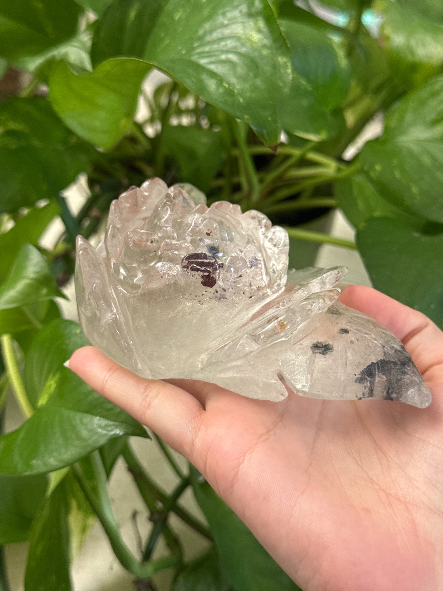 Garden Quartz Flower Carving