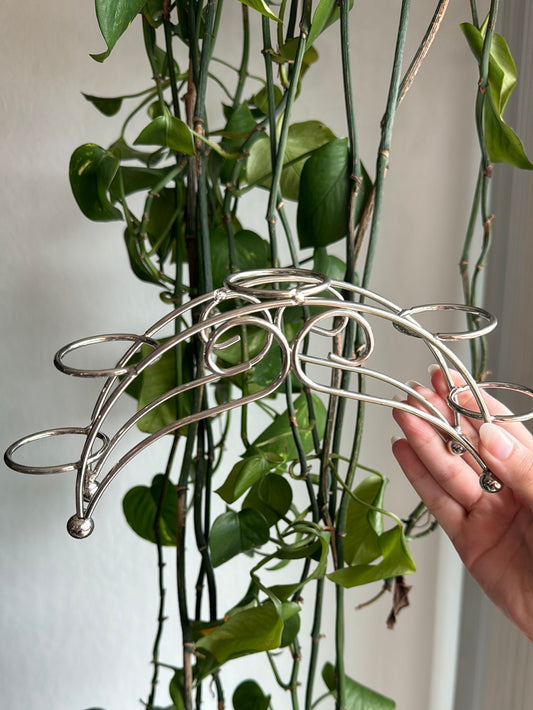 Silver Arch Sphere Stand