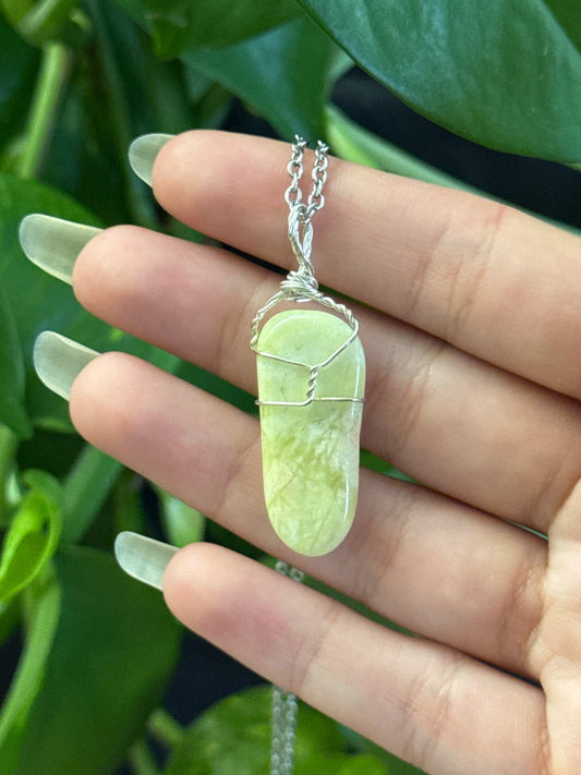 Serpentine Freeform Wire Wrapped Necklace