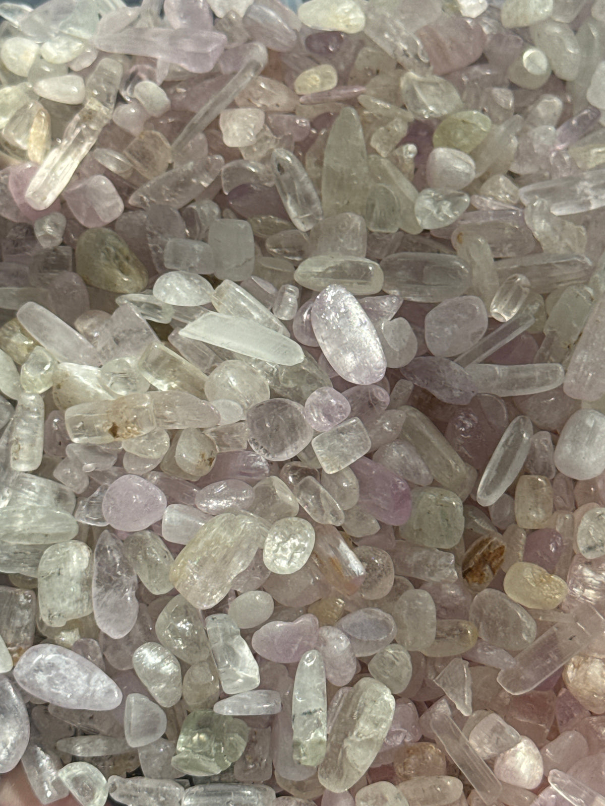 Gem Kunzite Chips