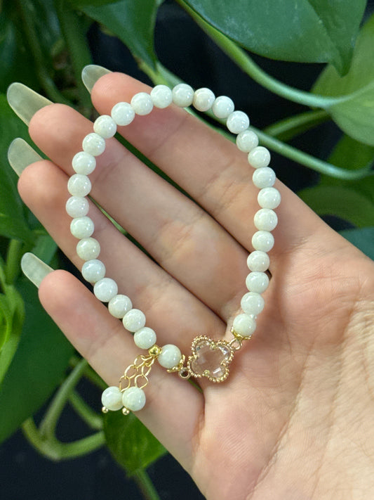 Light Jade Four Leaf Clover Bracelet