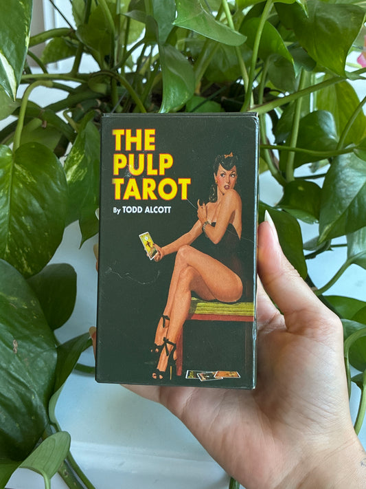 The Pulp Tarot Card Deck with Guide