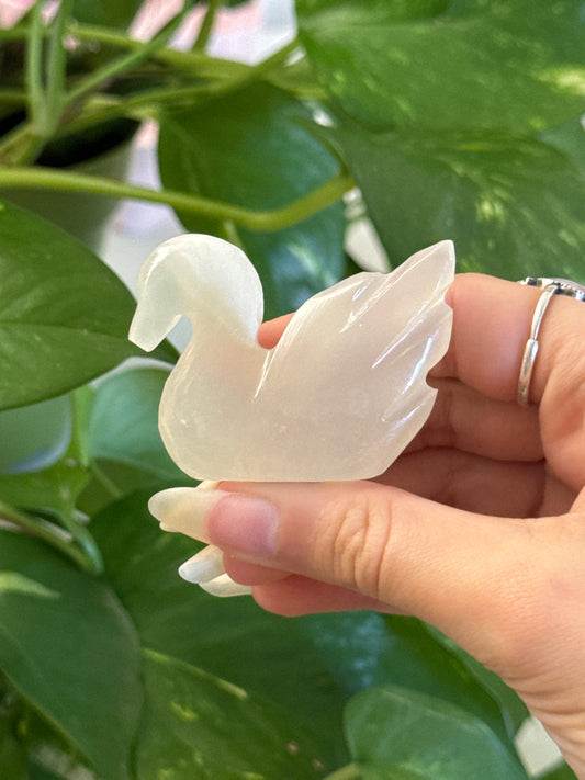 White Onyx Swan Carving