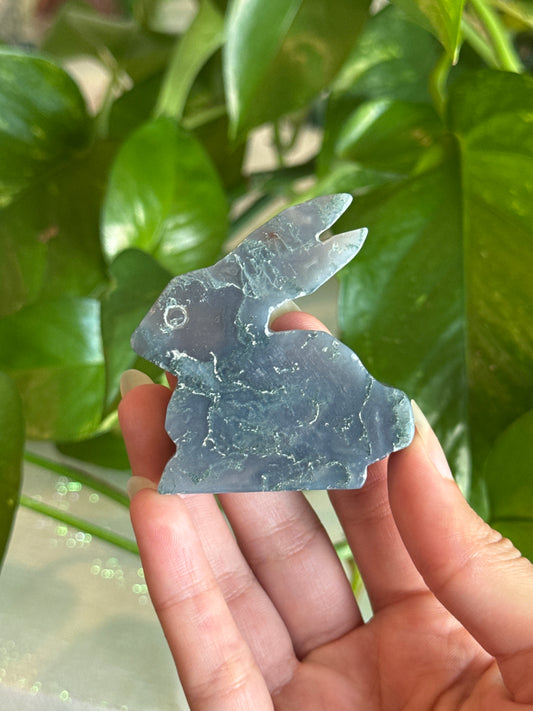 Moss Agate Bunny Carving