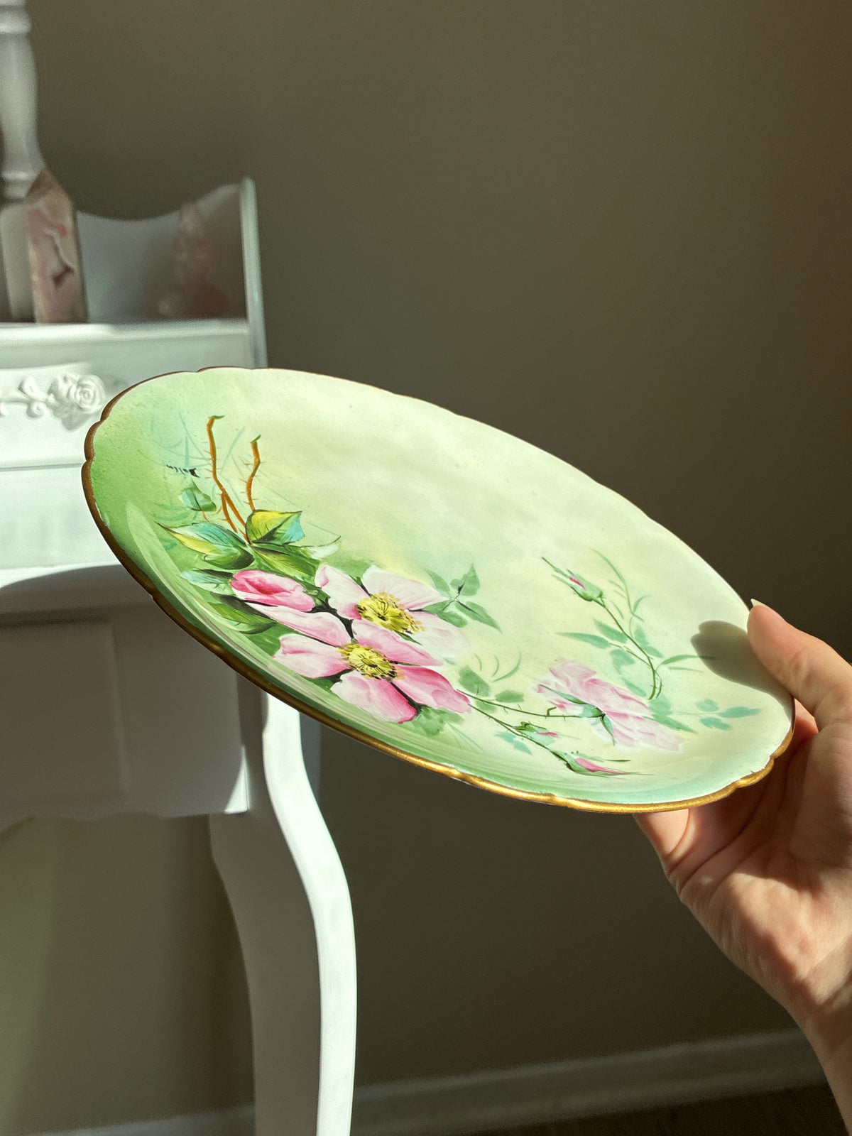 Large Pink Flower with Green Ombre Plate