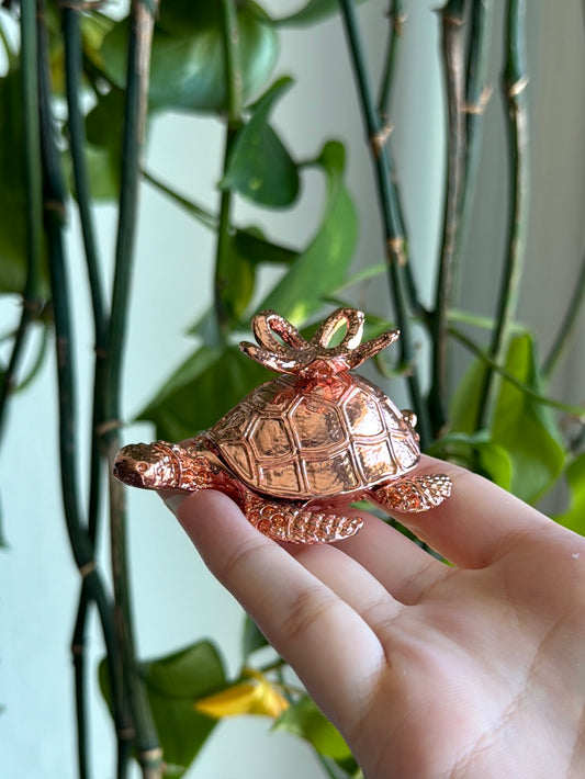 Rose Gold Turtle Trinket Sphere Stand *shell opens*