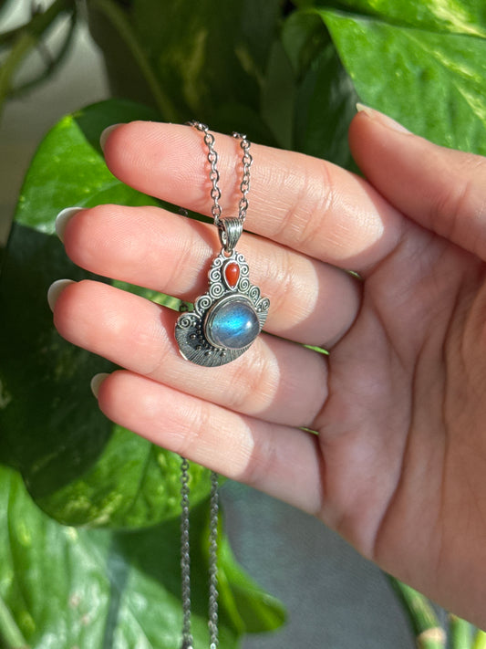 Labradorite Fan 925 Sterling Silver Necklace