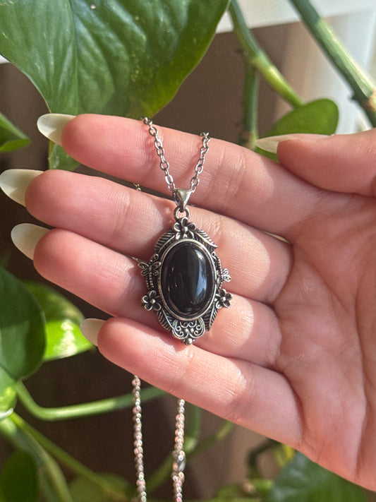 Vintage Styled Obsidian Silver Necklace