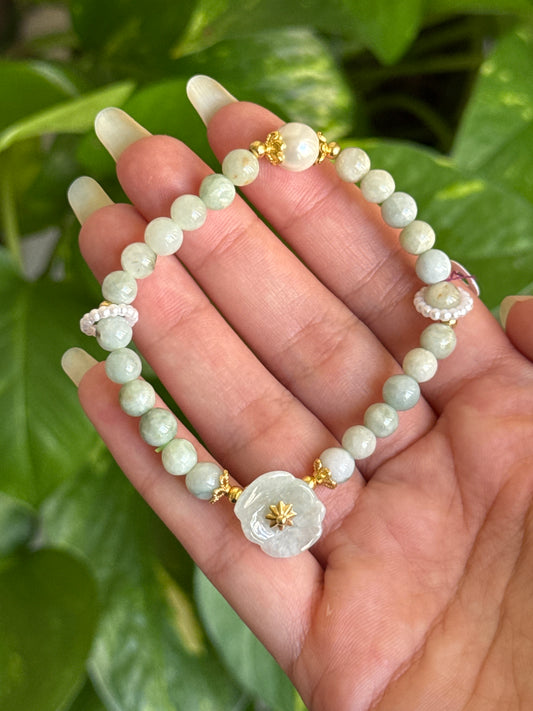 Light Jade Lily Pad Bracelet