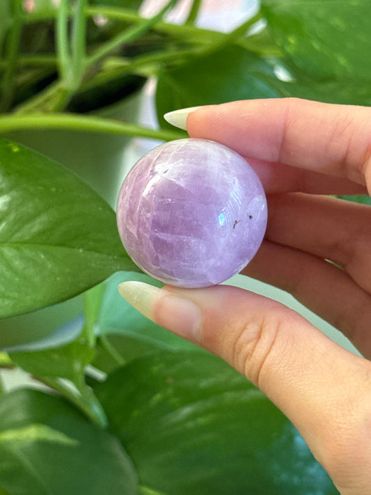 Cats Eye Gem Kunzite Sphere