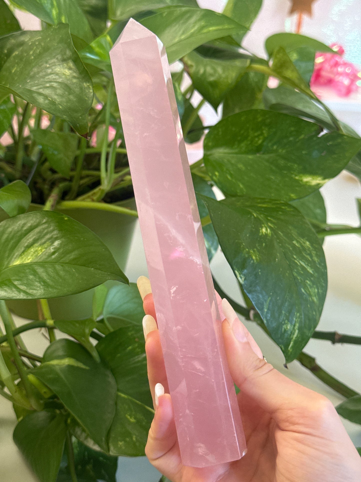 Gemmy Rose Quartz Tower