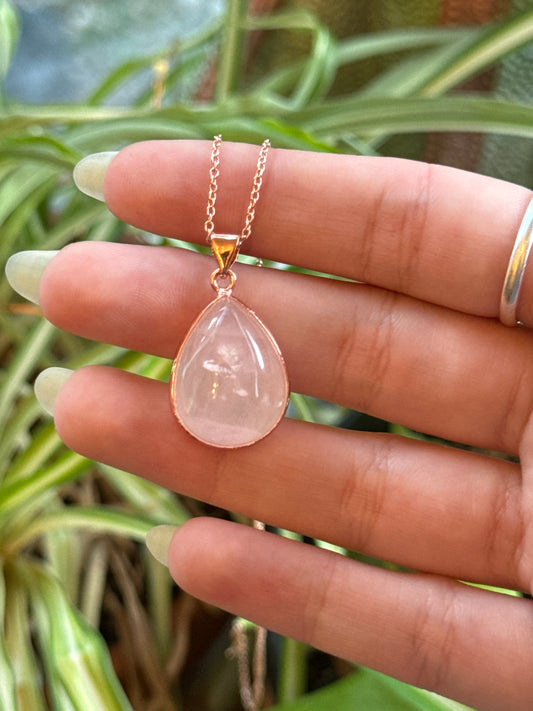 Rose Quartz Rose Gold Necklace