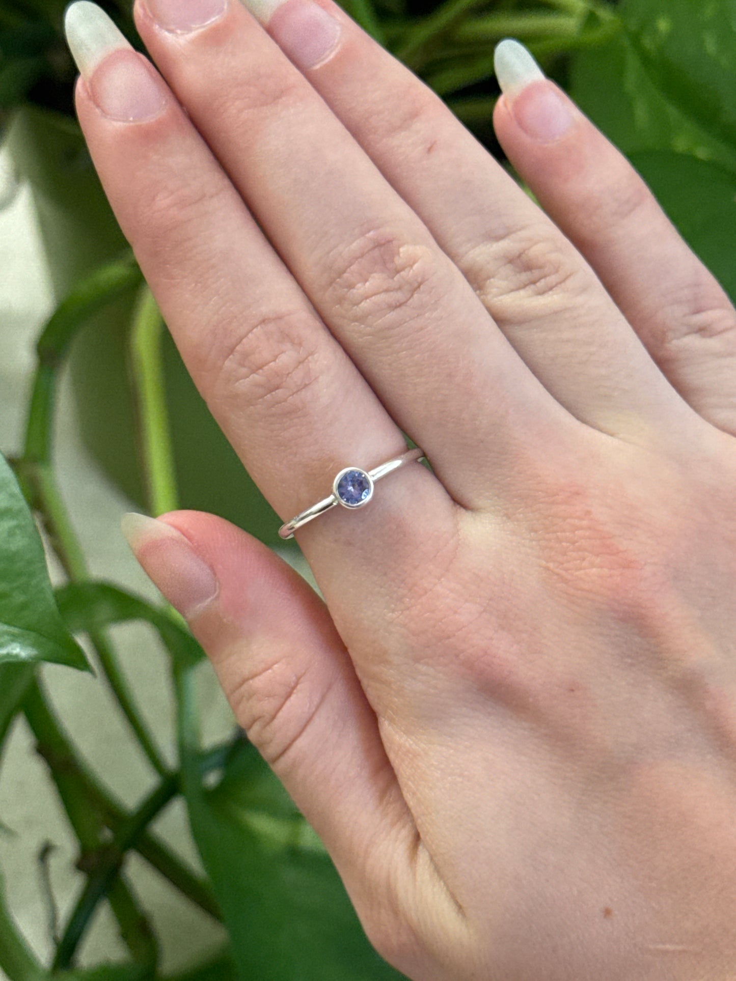 Tanzanite Circle Sized 925 Sterling Silver Ring