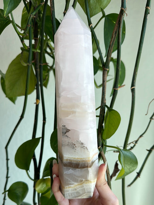 XL UV Reactive Pink Mangano Calcite Tower