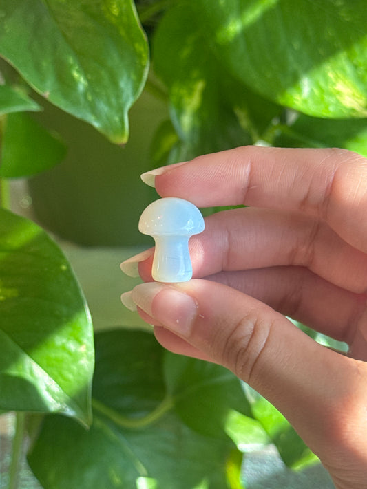 Opalite Mini Mushroom