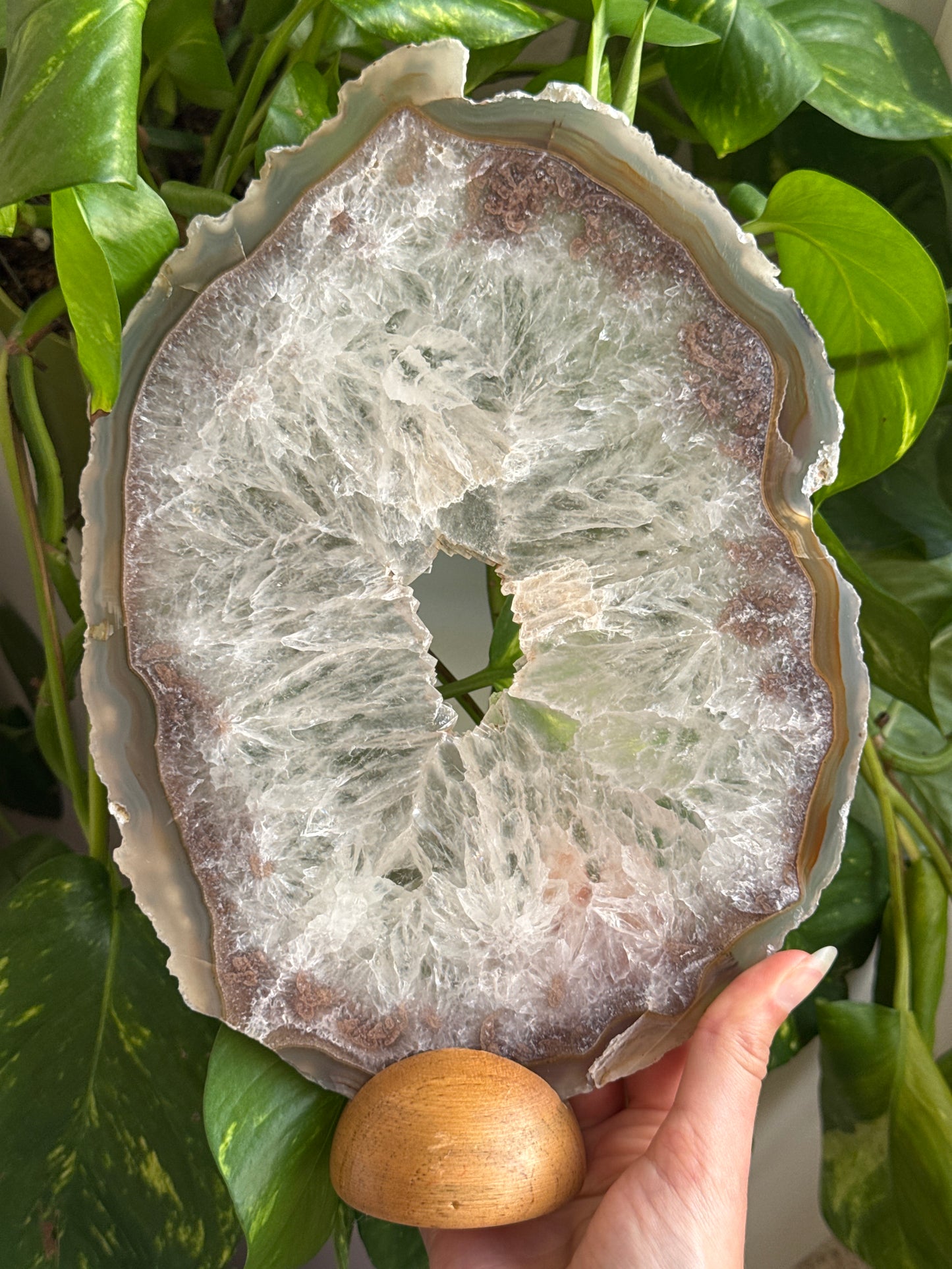 Agate Slab on Stand A