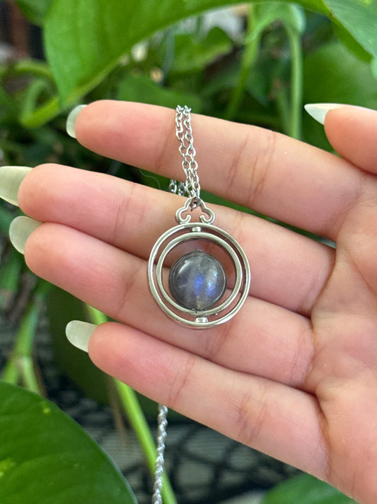 Laborite Fidget Necklace