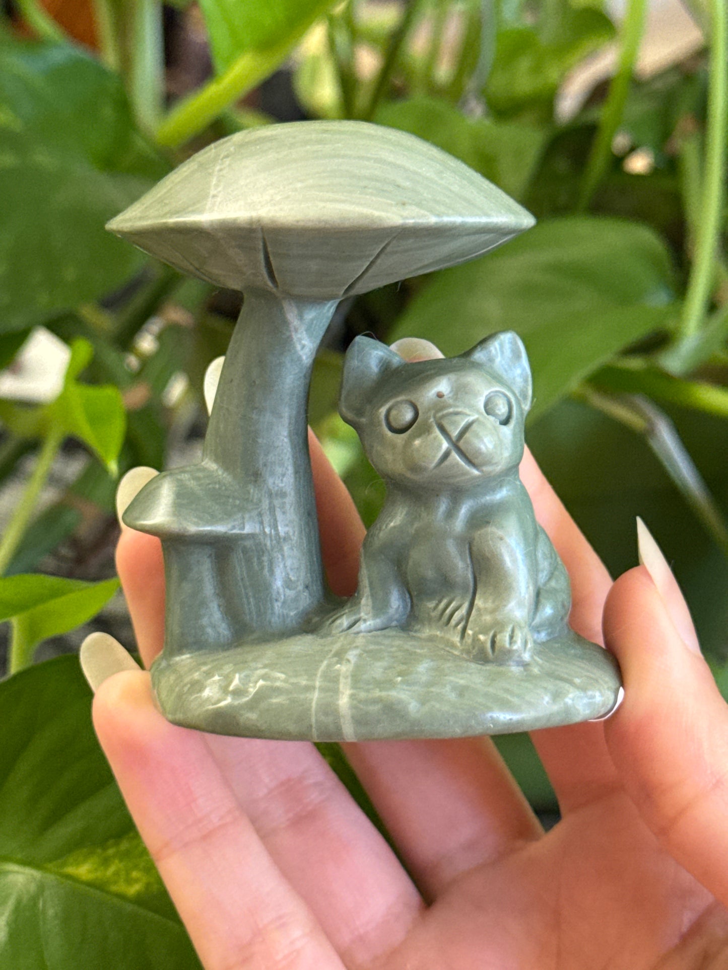 Green Jasper Pug Mushroom Carving