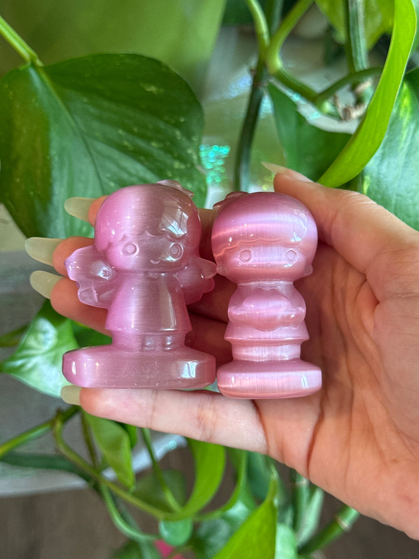 Pink Cats Eye Star Twins Carving